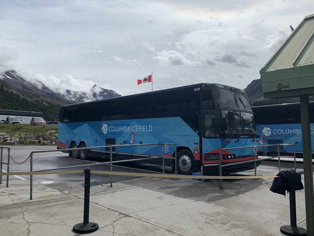 columbia_icefield1