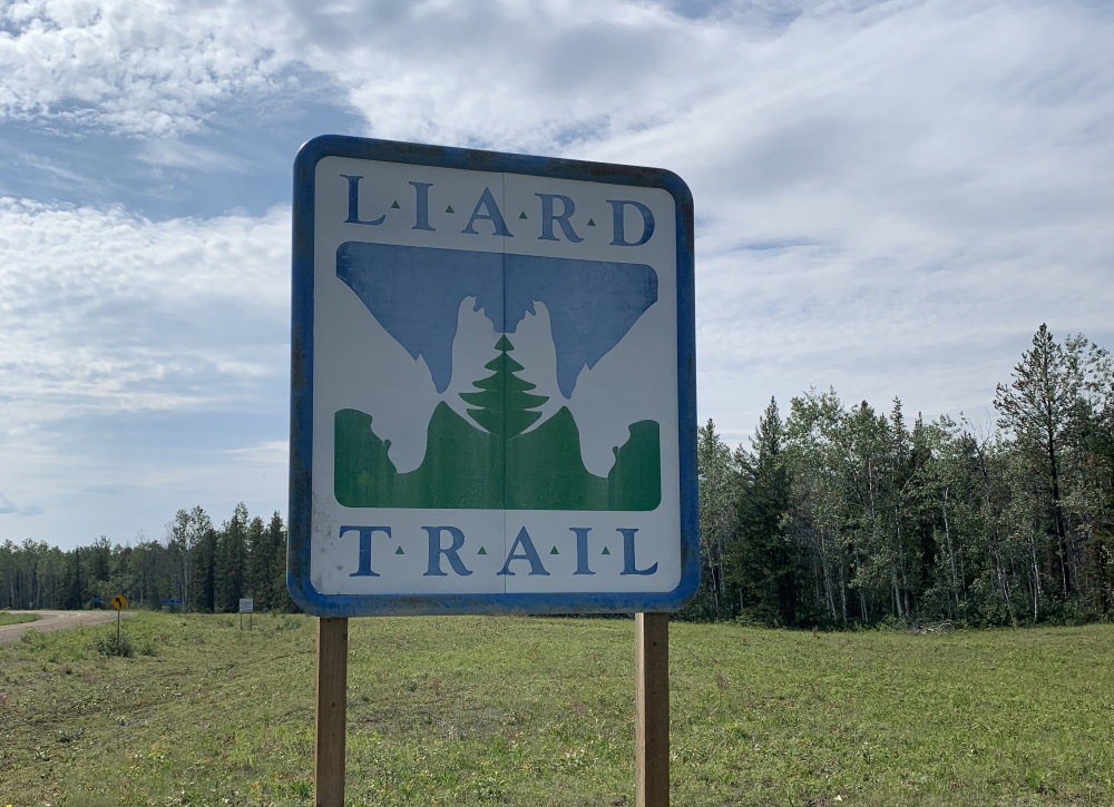 The Infamous Liard Trail (Hwy 7, NWT)!