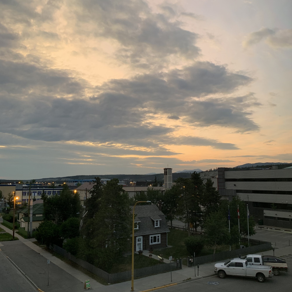 whitehorse_midnight_sun2